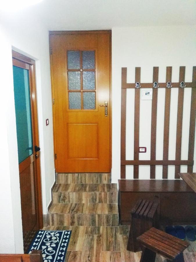 Guesthouse Celo ジロカストラ エクステリア 写真